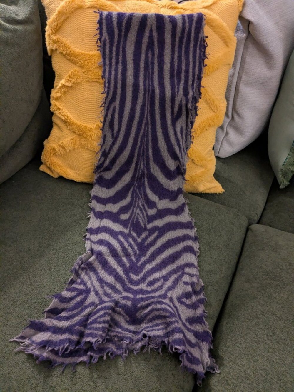 Jimmy Choo Purple Zebra Print Scarf 27 x 8 Frayed Edges